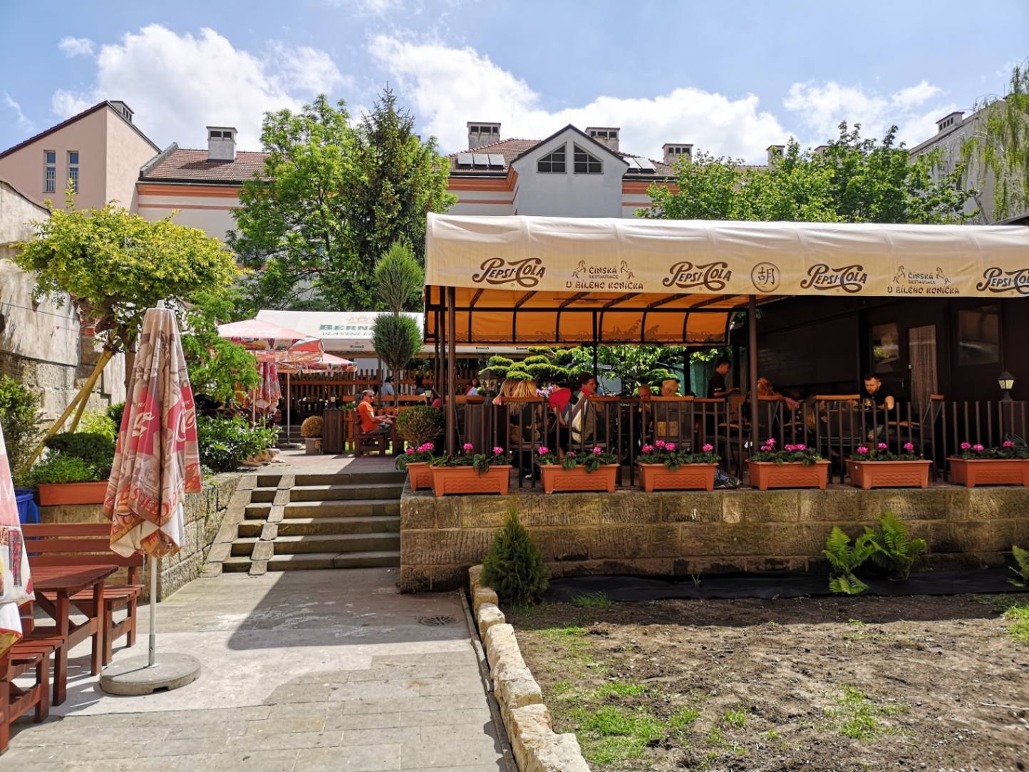 Čínská restaurace U Bílého koníčka Pardubice