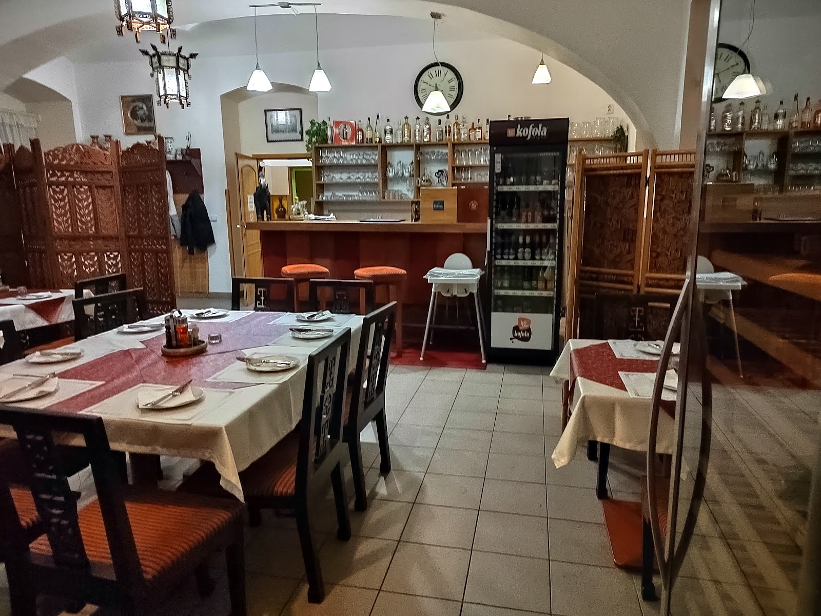 Čínská Restaurace U Koruny Hostivice